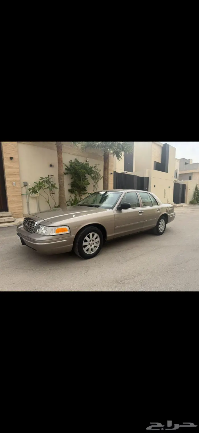 فورد كراون فاكتوريا 2004 م سعودي مع لوحة مميزه 3