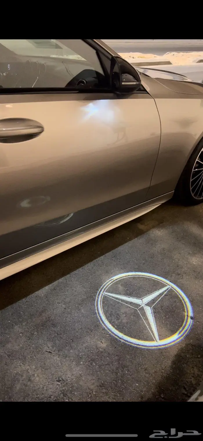 مرسيدس C 2024 AMG لون داخلي جملي وأسود ممشى قليل بودي وكالة 12