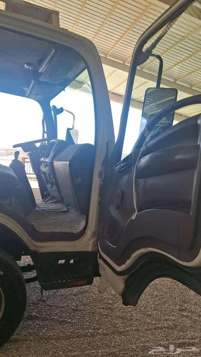 دينا شاص 5 متر قير عادي 2012 5