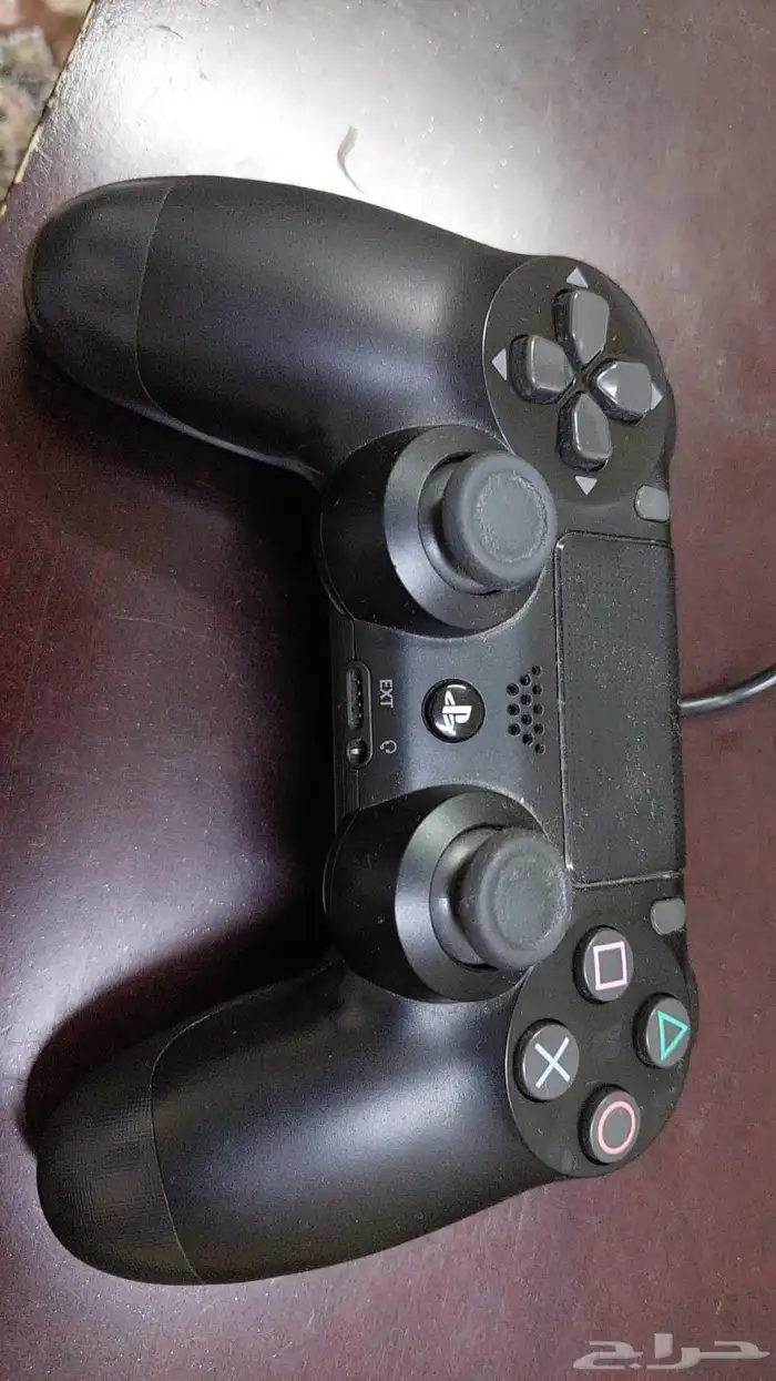 سوني فور حالته جيده جدا 6