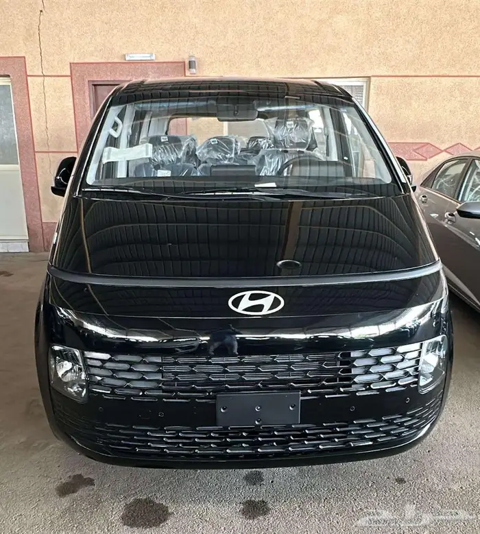 هيونداي _ ستاريا _(( 9 ركاب _ 11 راكب _ ديزل _ بنزين )_ 2026 0