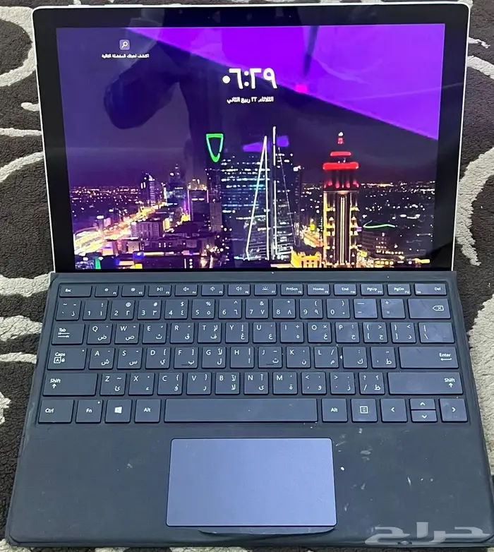 للبيع لابتوب مايكروسوفت سيرفس برو 7 3