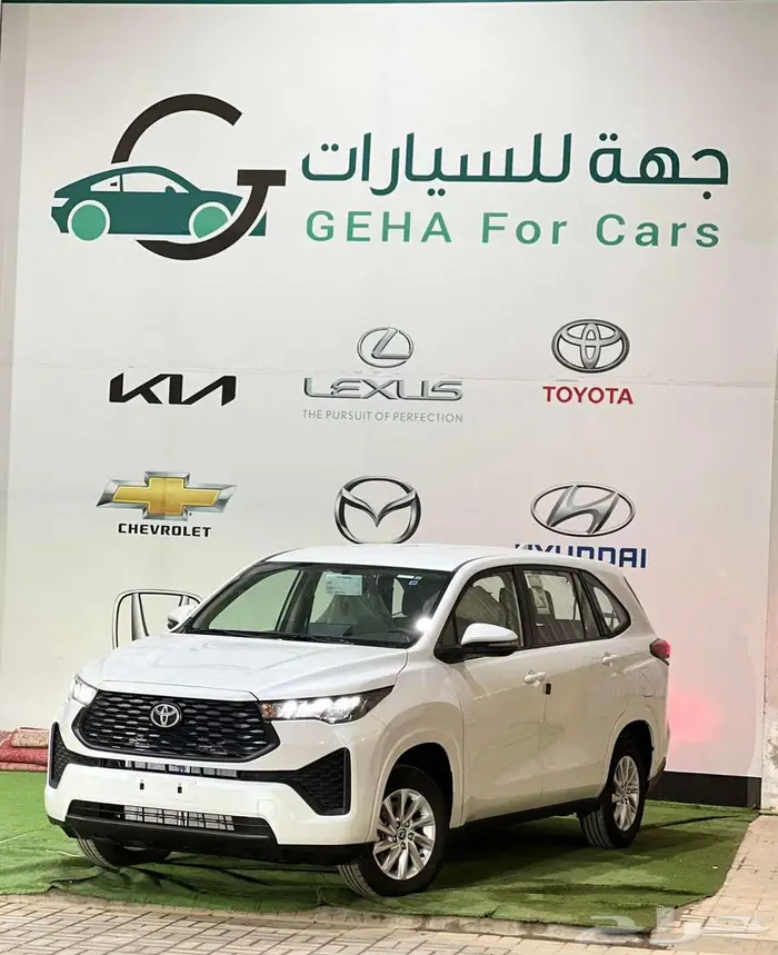 تويوتا انوفا 2025 بنزين 0