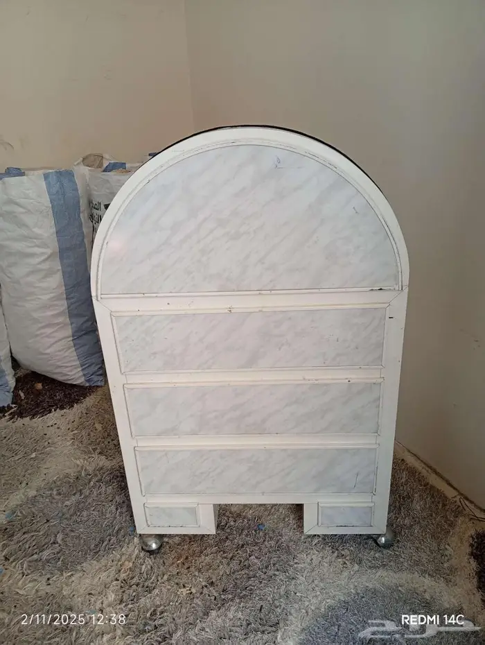 كرسي تسريحه أو كوافير 1