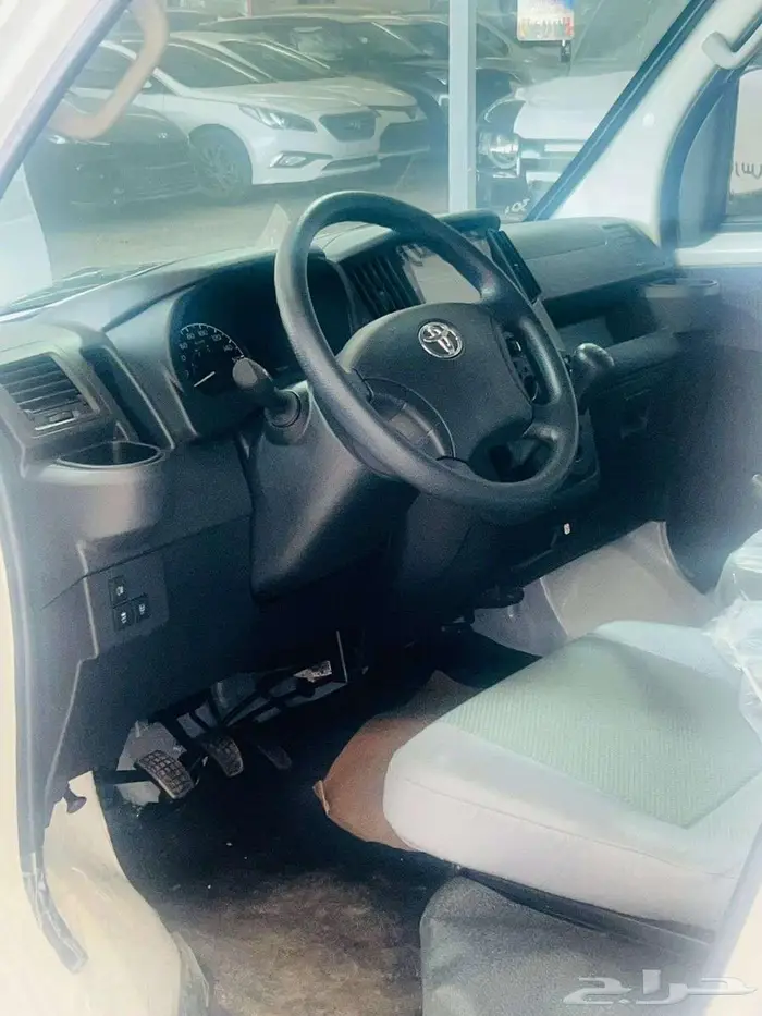 تويوتا لايت اس عادي بنزين 2025 6