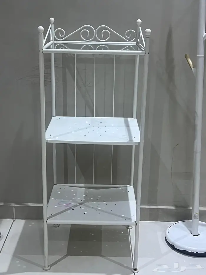 أرفف من ايكيا 0