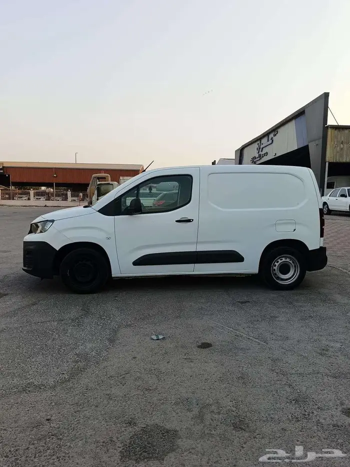 بيجو بارتنر 2023 3