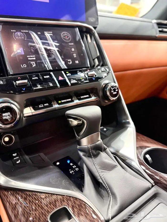 لكزس ( LX 600 VR ) موديل 2025 بسعر خاص 16