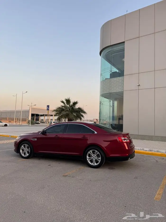 للبيع فورد تورس 2013 10