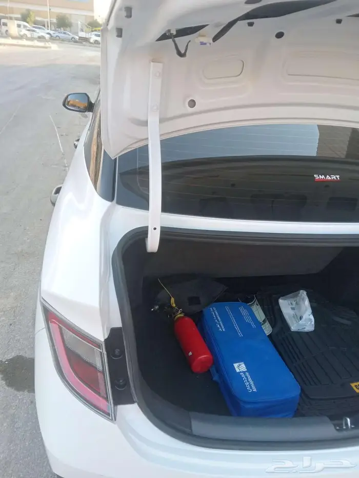 هيونداي i10 2025 4