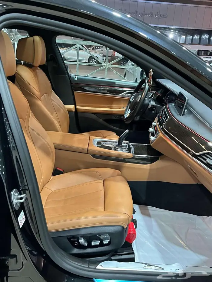 بي ام دبليو 730_2022 فل كامل سعودي 28