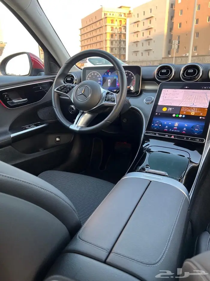 مرسيدس سي أحمر 2022 avantgarde بودي وكالة 8