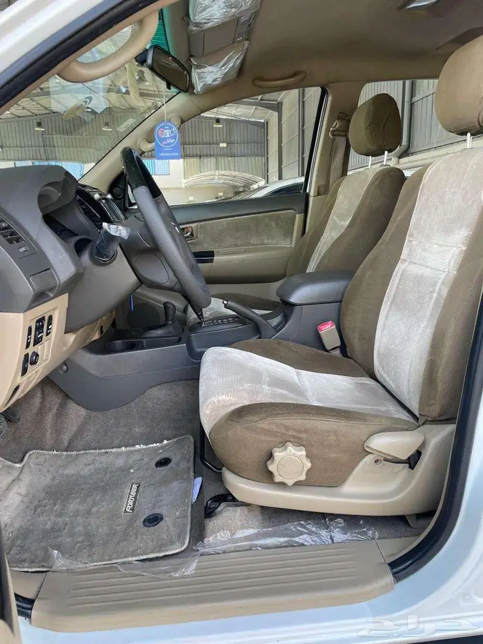 فورتشنر 2012 بحالة المصنع 6