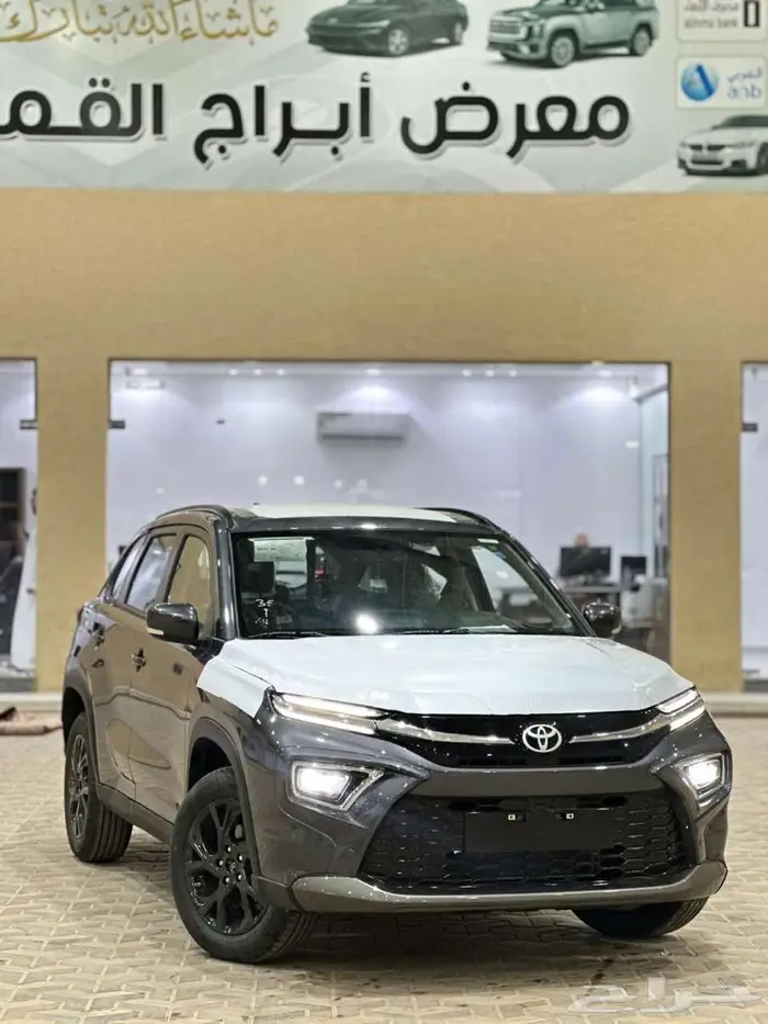 تويوتا اوربان كروز GL استاندار بنزين 2026 5