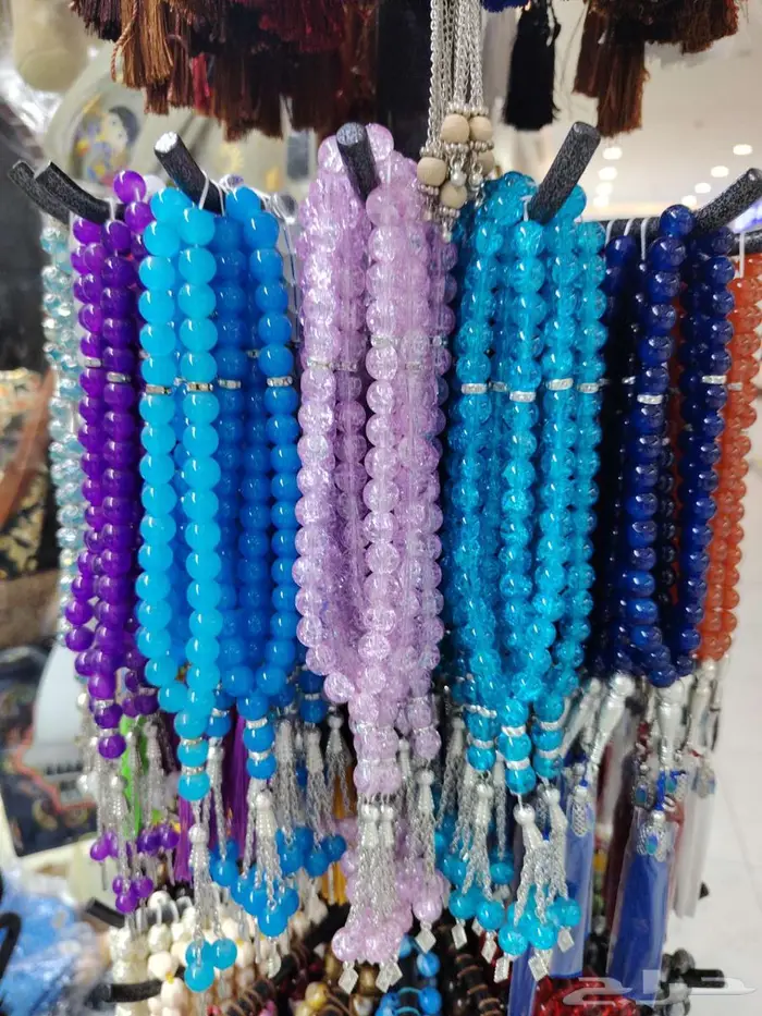 بسعر الجملة خواتم تسبيح سماعات ساعات وغيرها 45