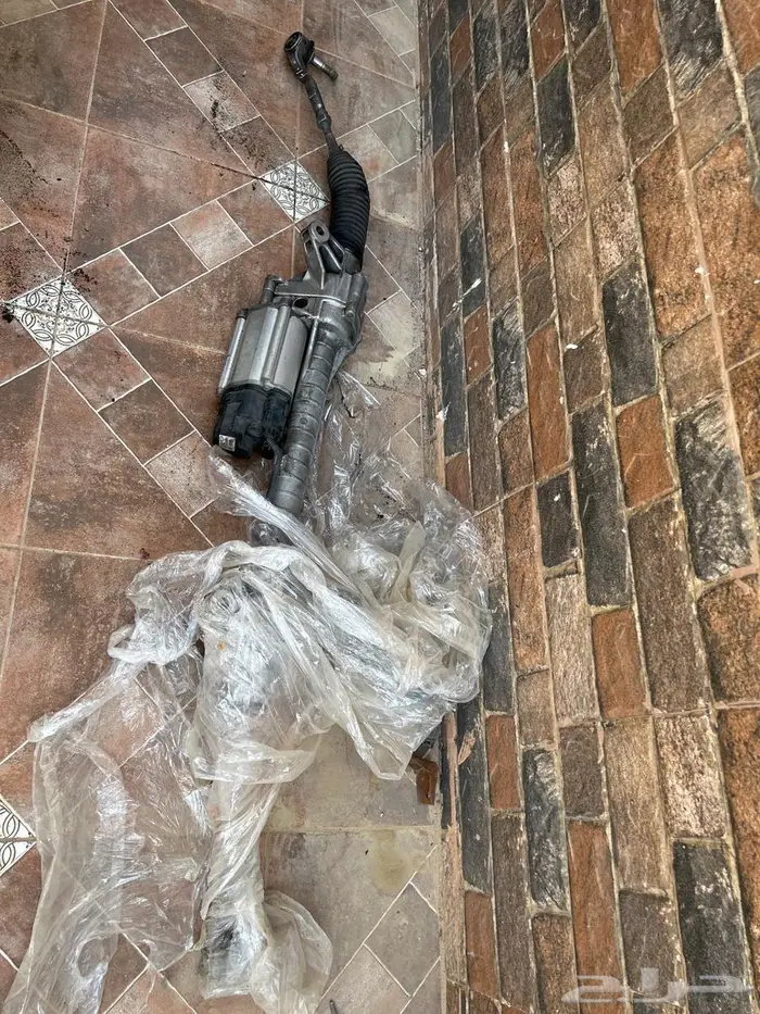 علبة دركسيون F10 بي ام الفئة الخامسة 2015 0