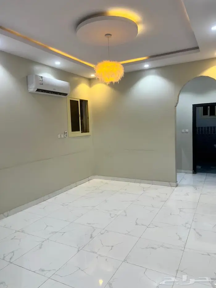 شقه اربع غرف ارضي حي الشفا 8