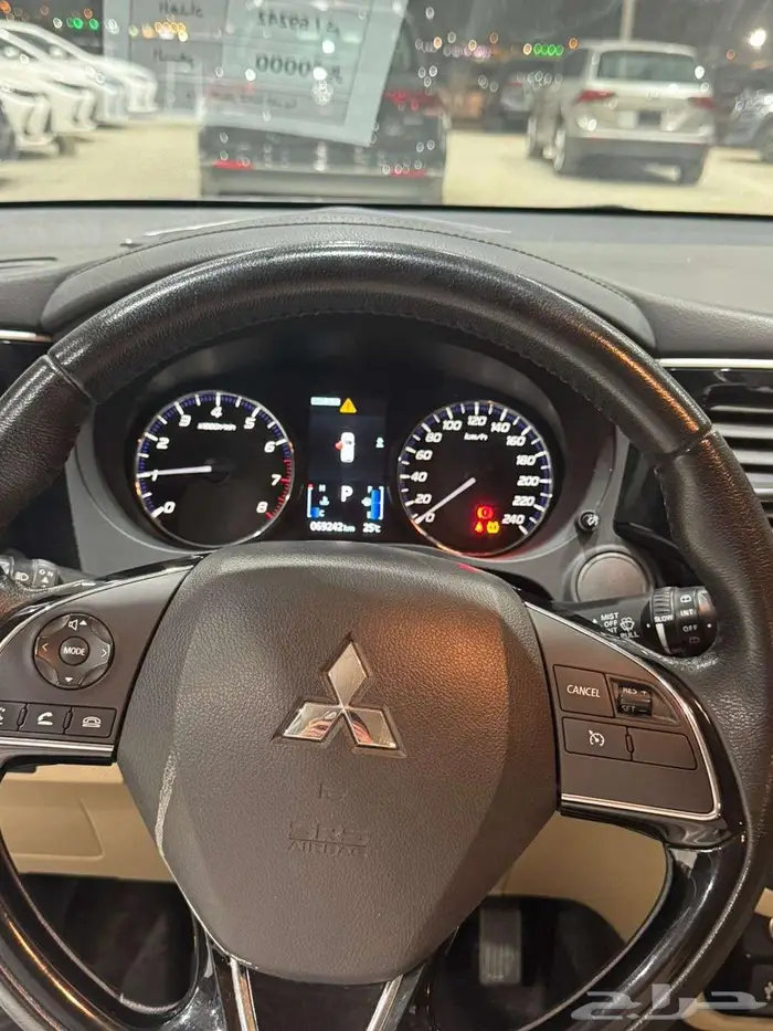 ميتسوبيشي أوتلاندر2022 7