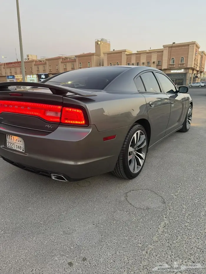 شارجر 2012 RT 10