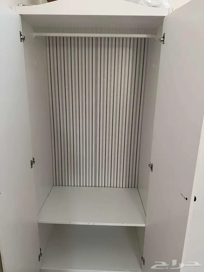 سرير ودولاب من ايكيا 1