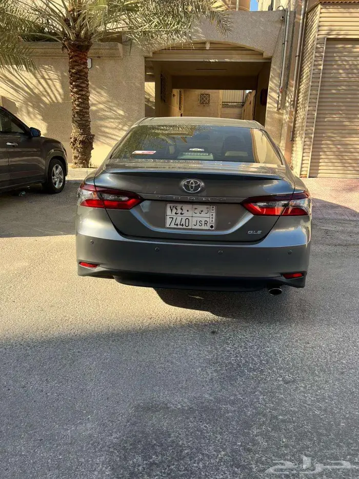 تويوتا كامري gle تيتانيون 3