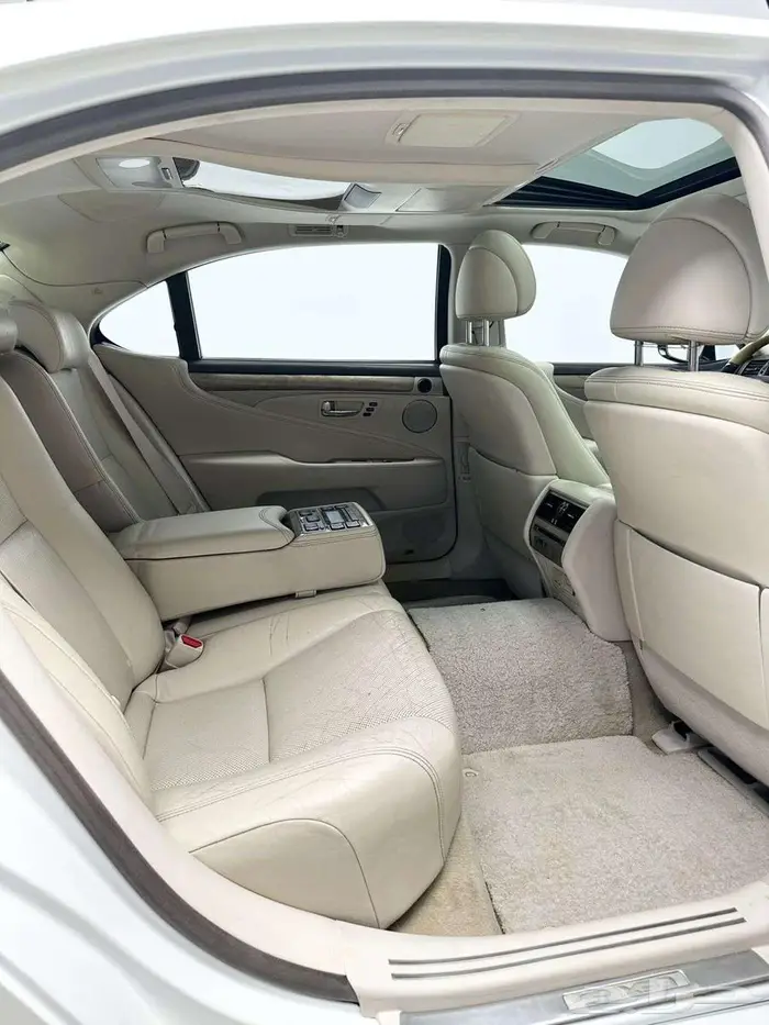 لكزس LS 460 لارج 2015 6