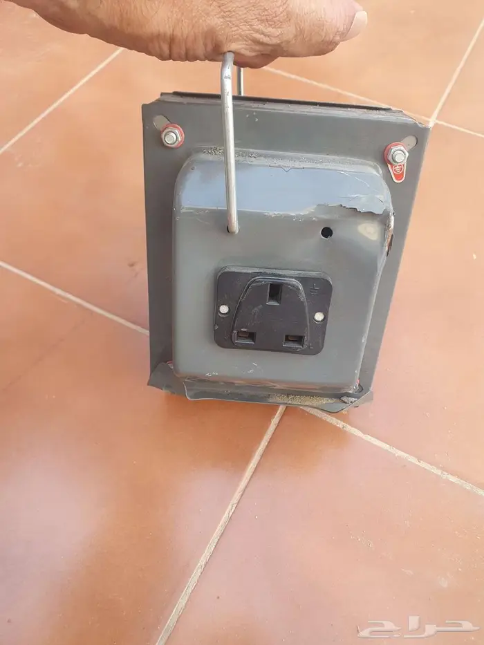 محول كهرباء 110v 220v 2000va 0