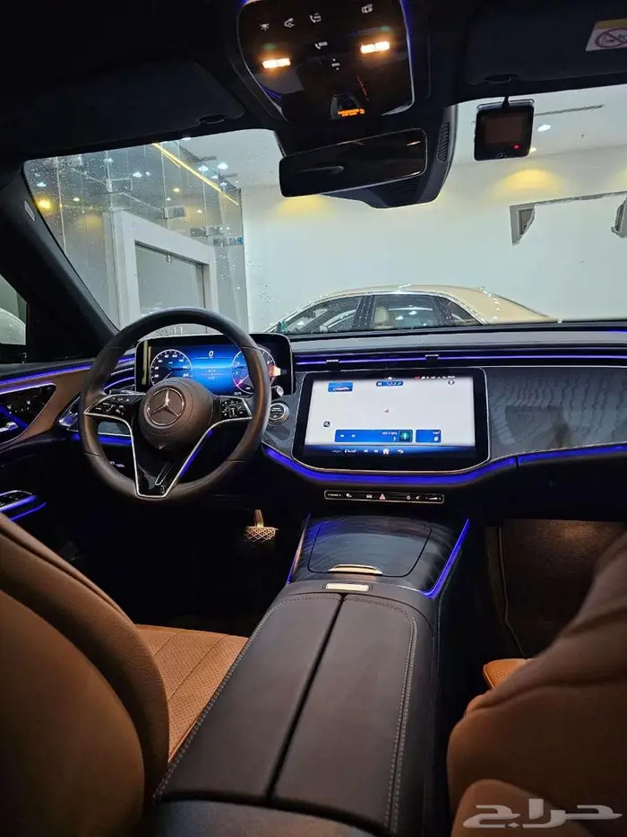 مرسيدس E200 فل 2024 7
