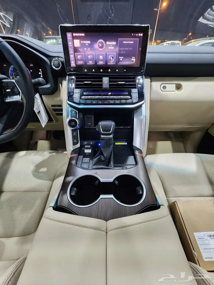تويوتا لاندكروزر GXR - L4 بنزين 2025 السعر 326025 7