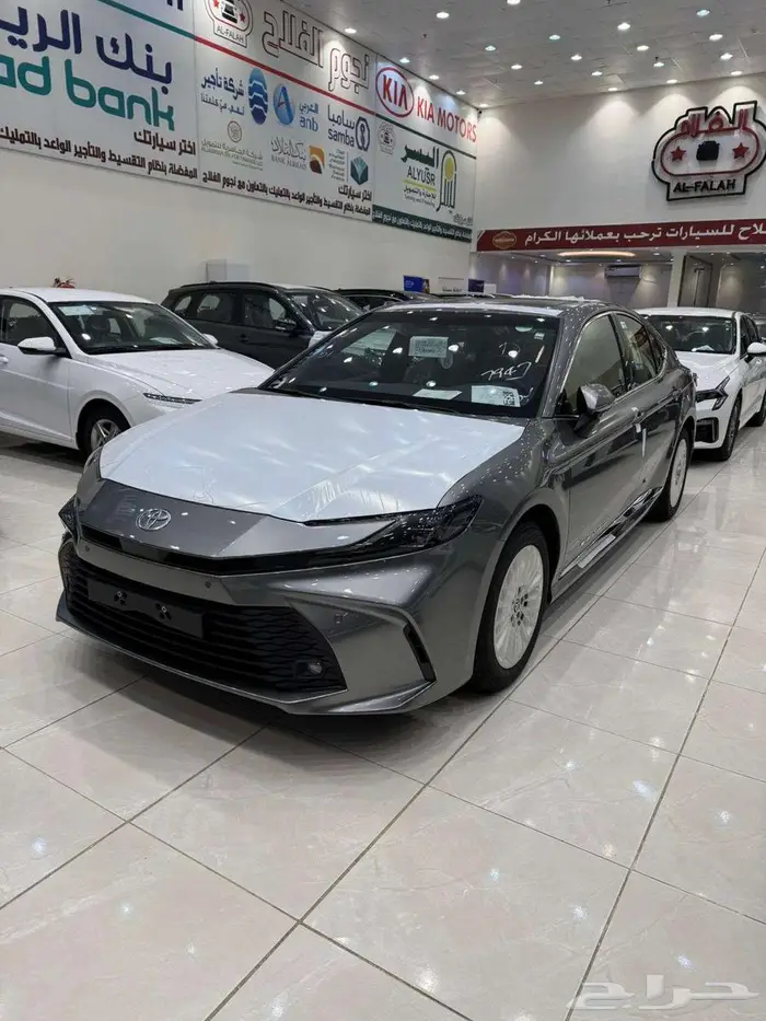 تويوتا كامري م 2025 LE بنزين - سعودي 0