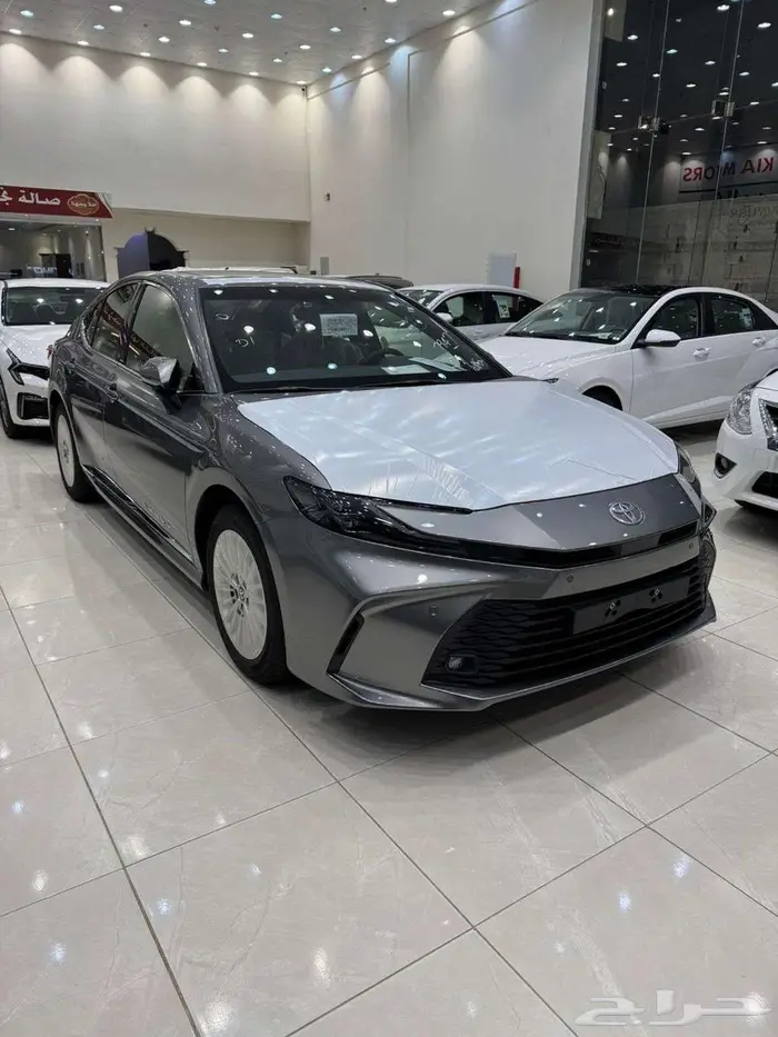تويوتا كامري م 2025 LE بنزين - سعودي 1