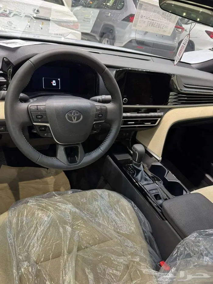 تويوتا كامري م 2025 LE بنزين - سعودي 5