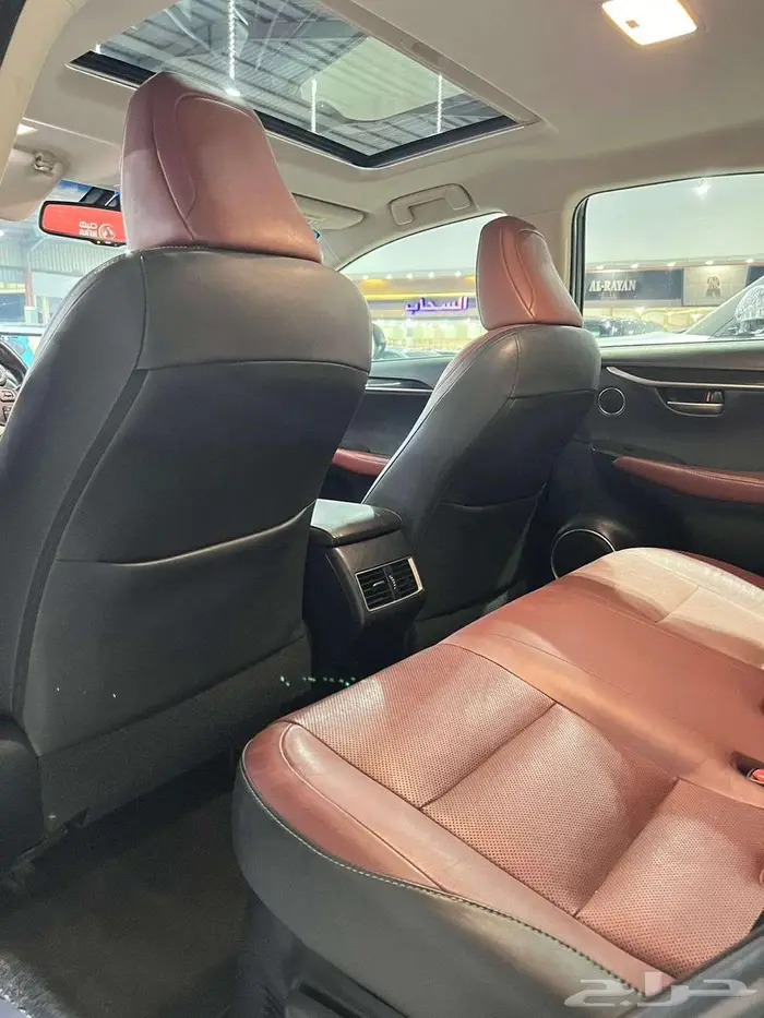لكزس NX200 2016 فل كامل ( عبداللطيف جميل ) 11