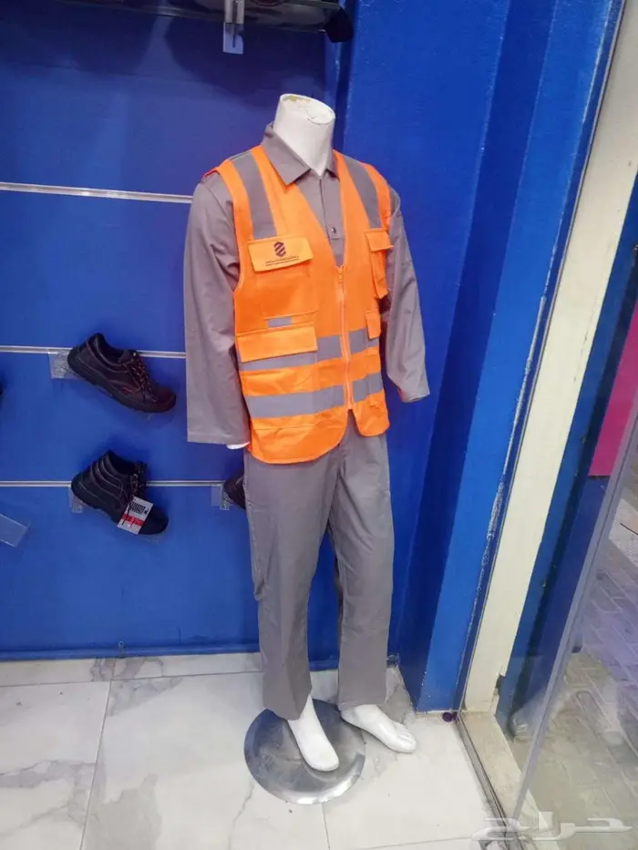 متوفر تطريز و طباعه على جميع خامات الزي الموحد 11