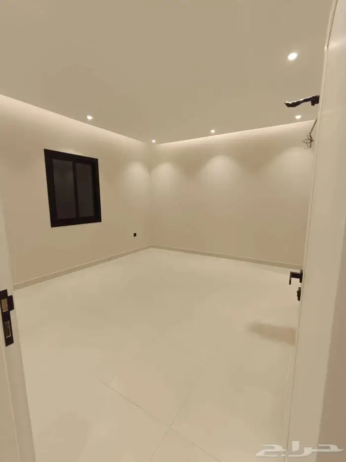 شقة فاخرة للبيع حي المنار 3