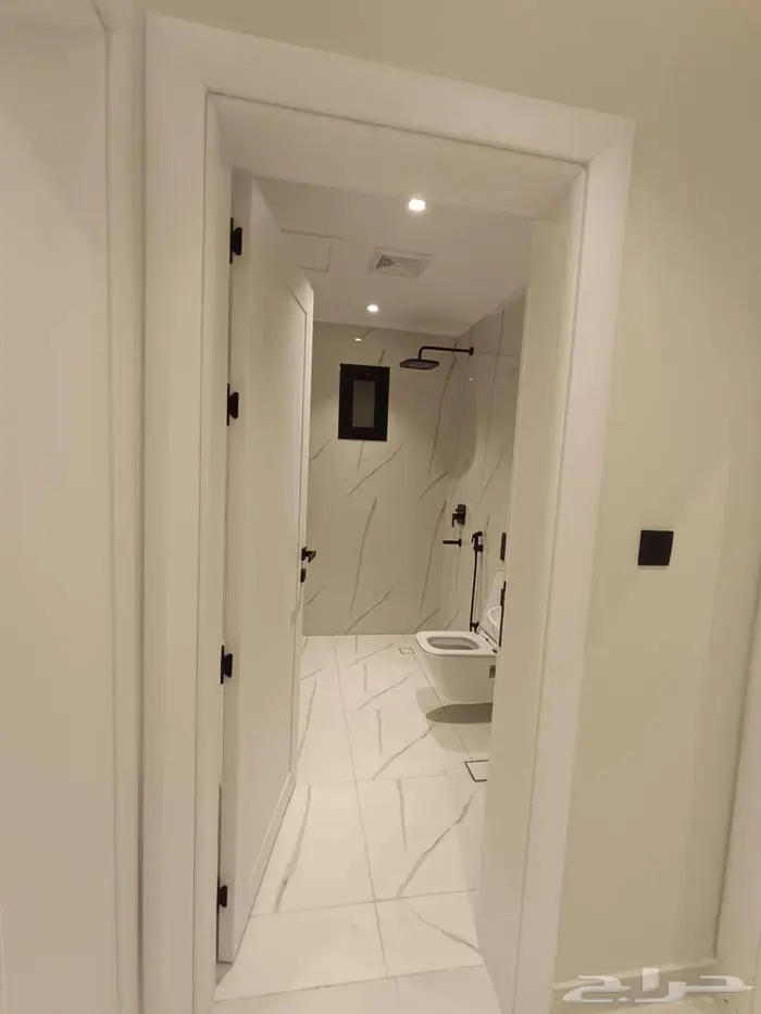 شقة فاخرة للبيع حي المنار 7