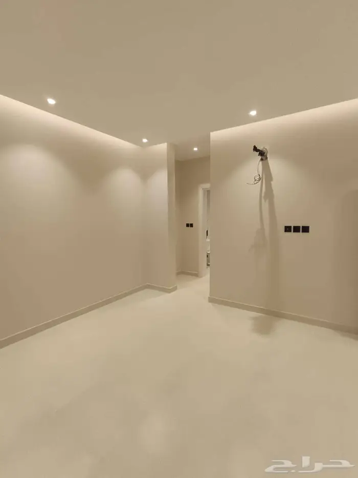 شقة فاخرة للبيع حي المنار 6