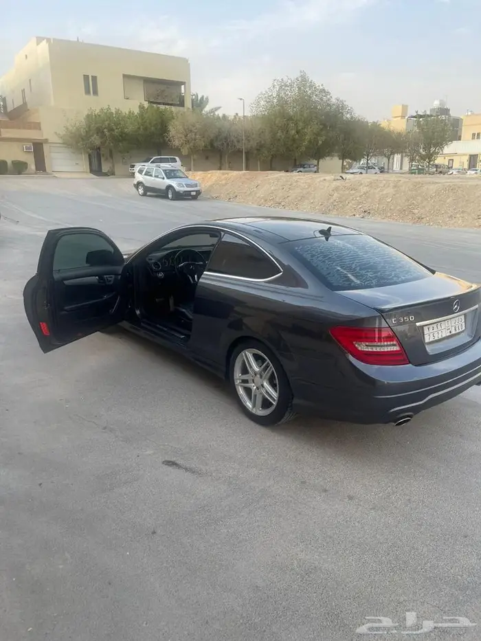 سيار مرسيدس سي 350 كوبيه 2012 2
