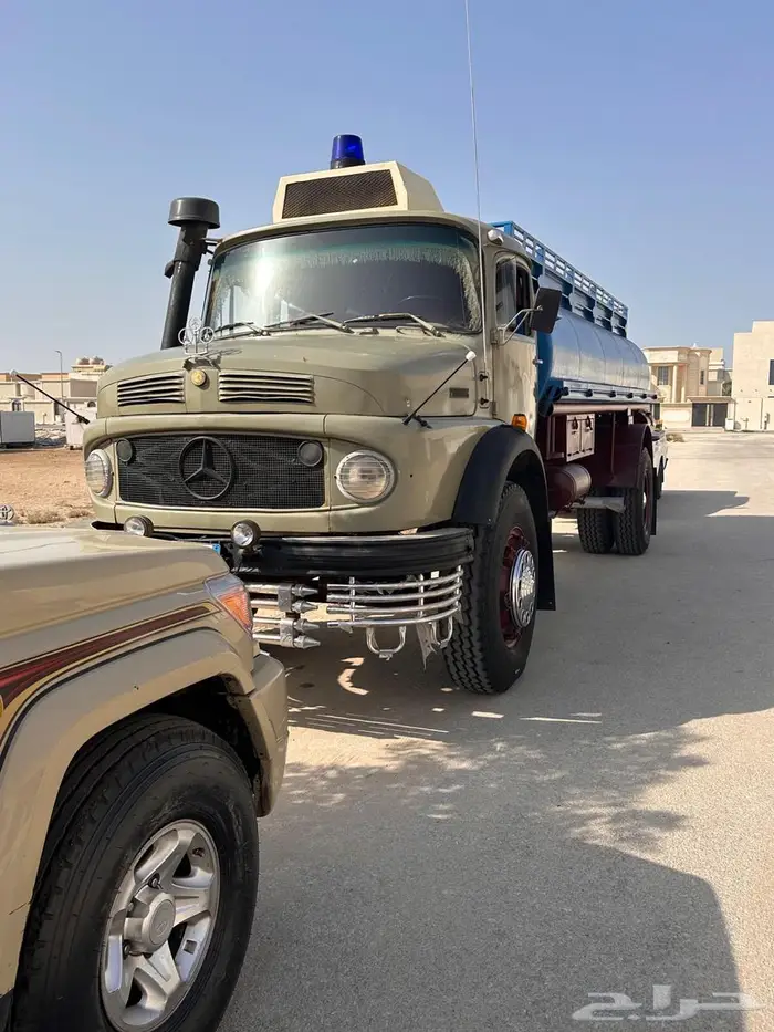 مرسيدس بوز 4