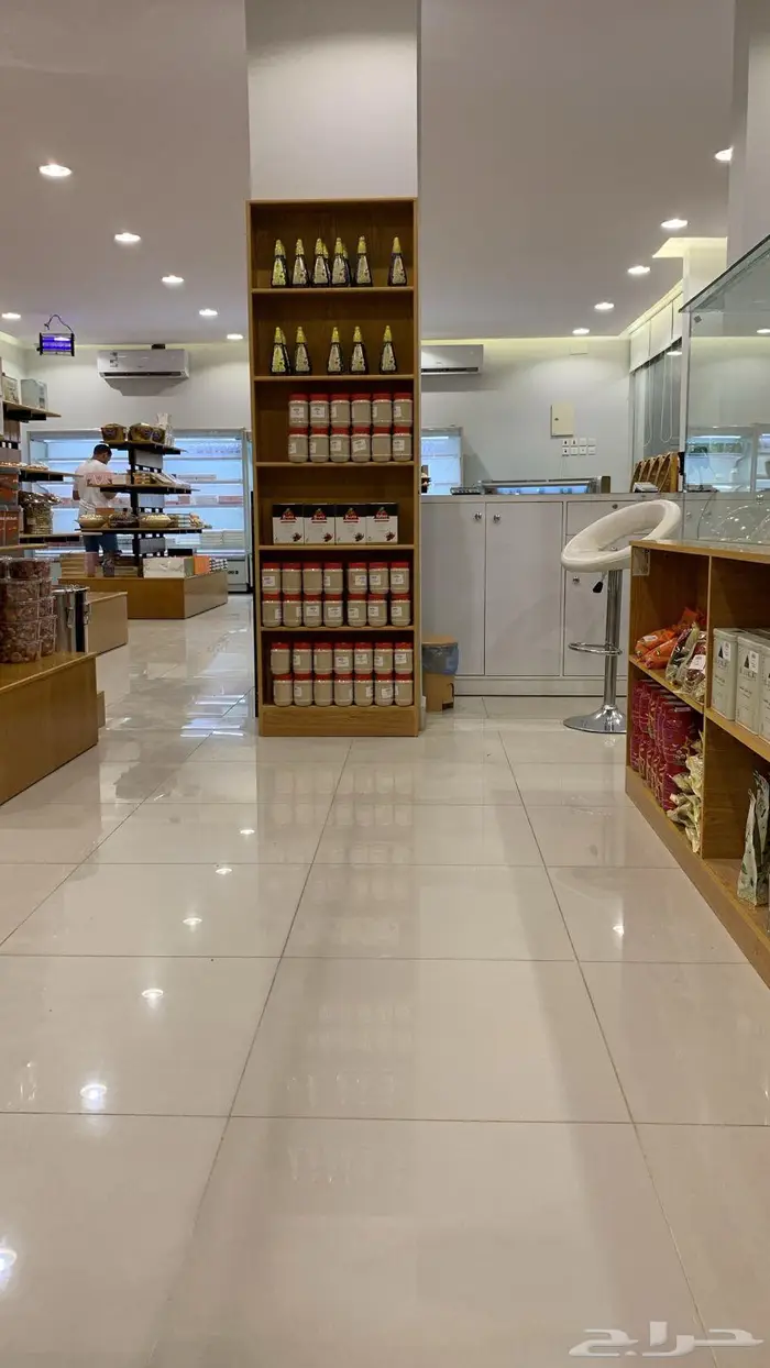 أثاث محل للبيع 2