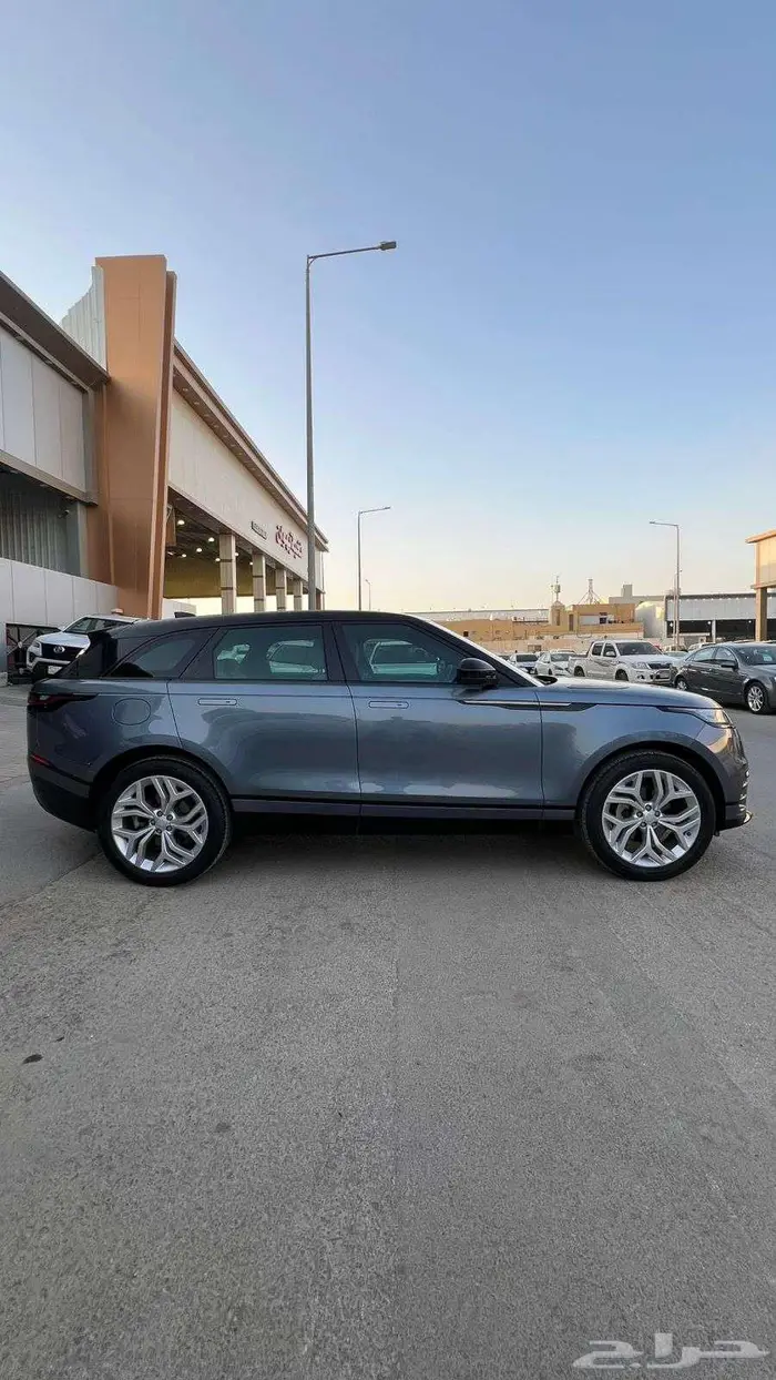 رنج روفر فيلار موديل 2018 - معرض خلف للسيارت 4