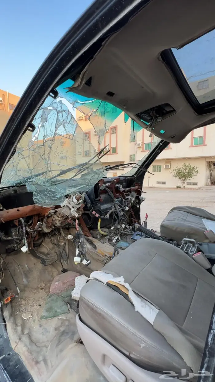 جيب لكزس 2001 تشليح 9