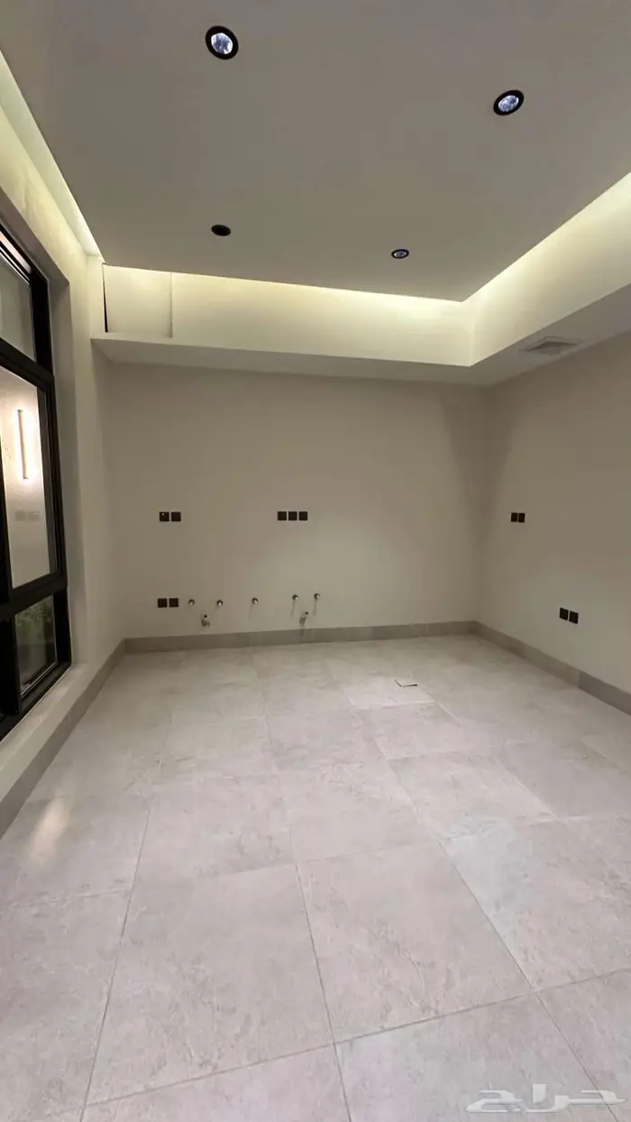 للبيع فلل العزيزية جوار محطة الدريس (الدفاع) 8