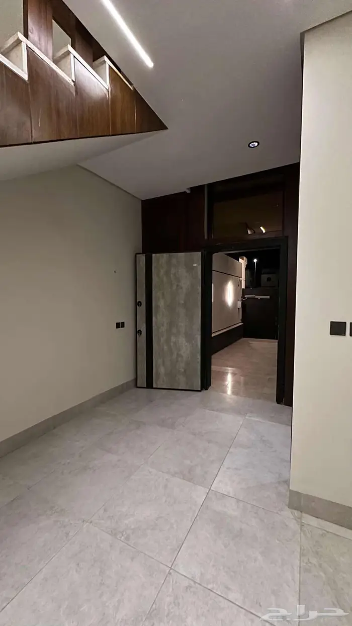 للبيع فلل العزيزية جوار محطة الدريس (الدفاع) 10