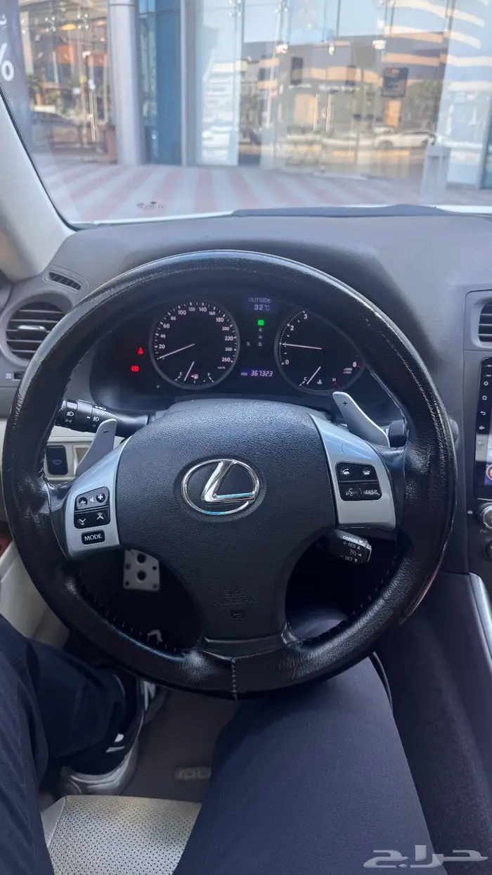LEXUS IS 300 2011 FOR SALE 5