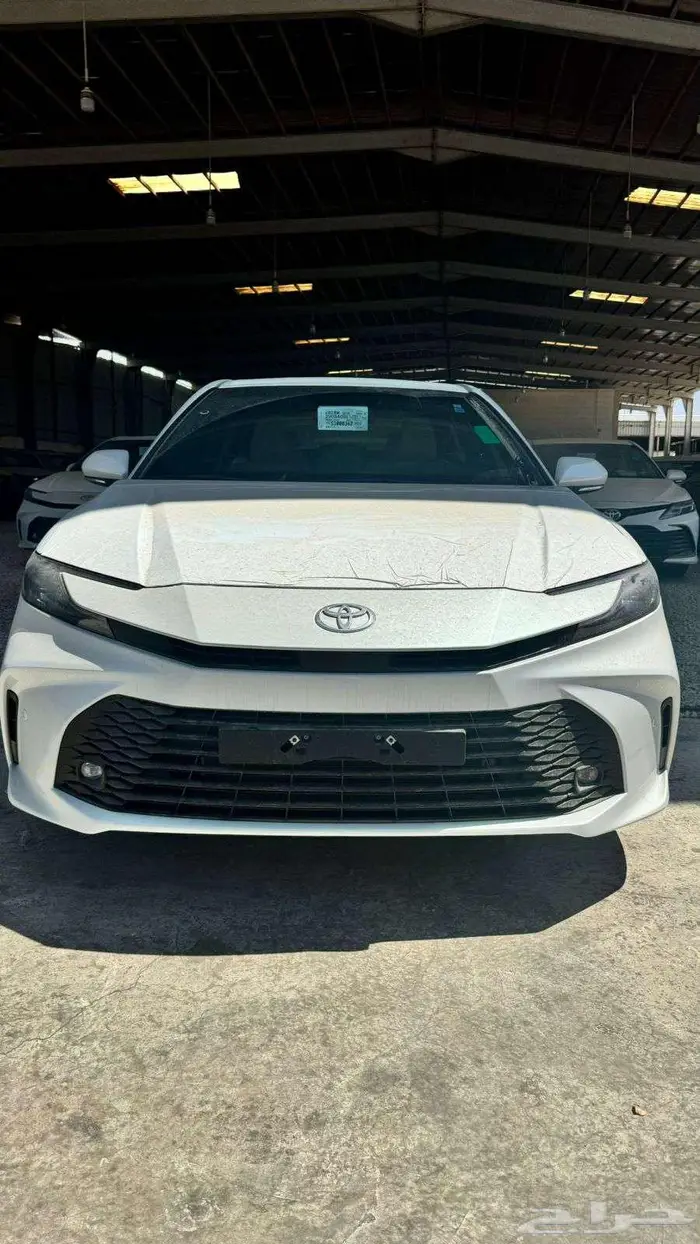 عرض خاص كامري E ستاندر هايبرد2025 سعودي 105 7