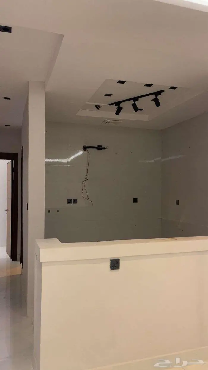 للبيع شقة مميزة بحي الواحة مقابل بوليفارد الواحة 7