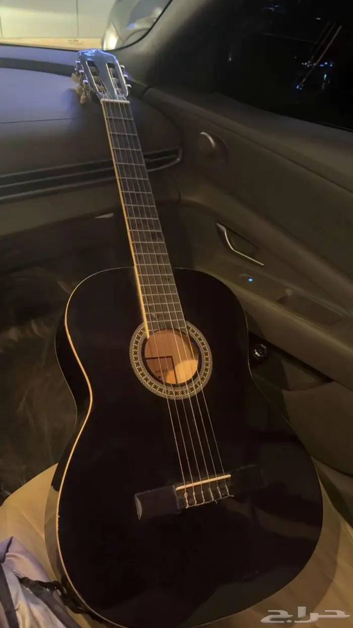 قيتار   غيتار 0