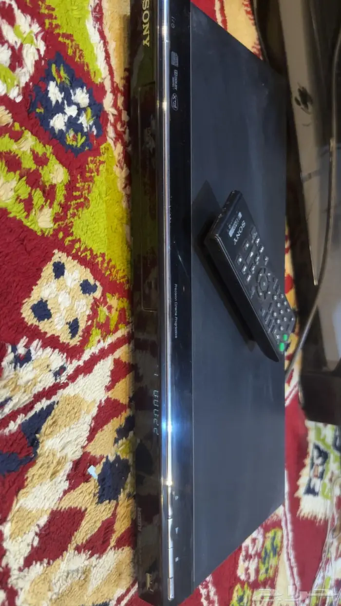 جهاز سوني مشغل دي في دي مع الريموت 0