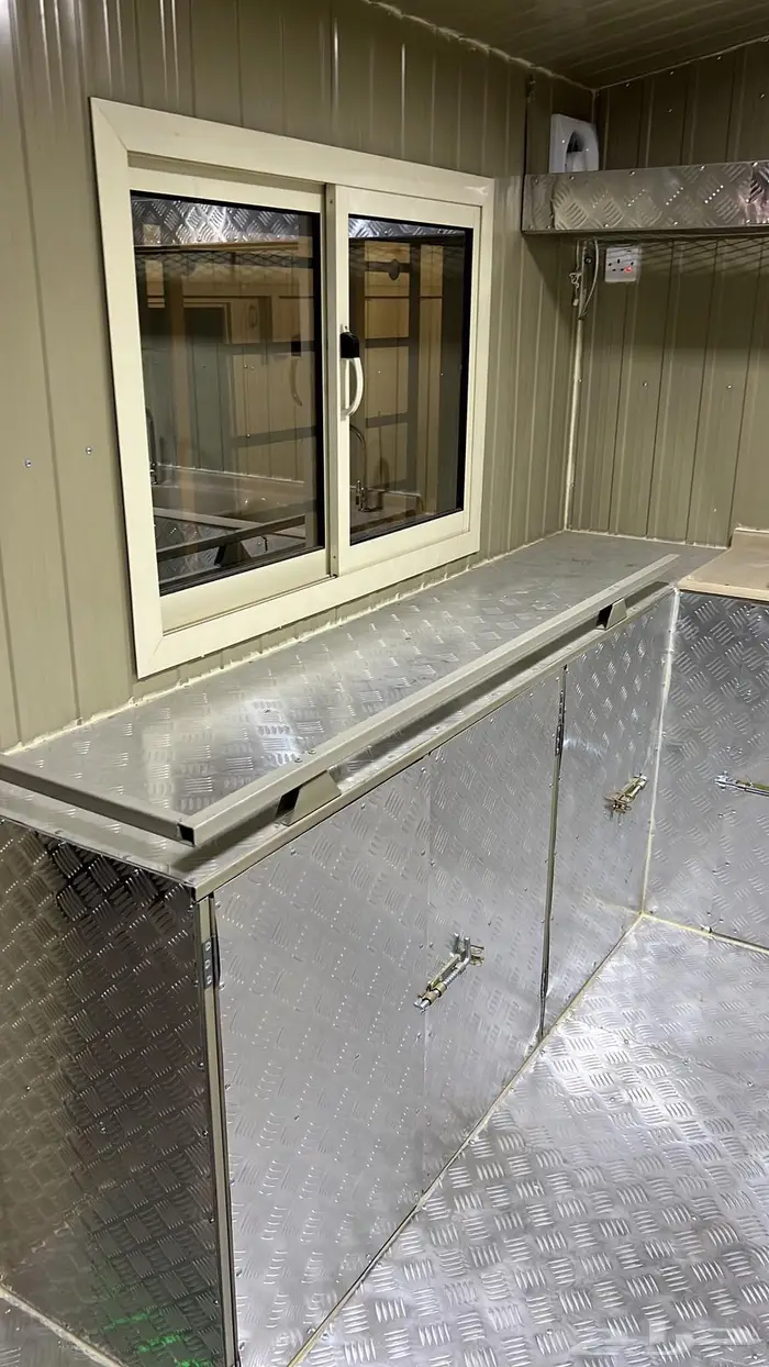 كرفان شيكنو 16 متر جنط 20 مطبخ وسط 8